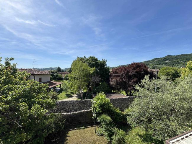 Villetta a schiera in zona residenziale a Salò