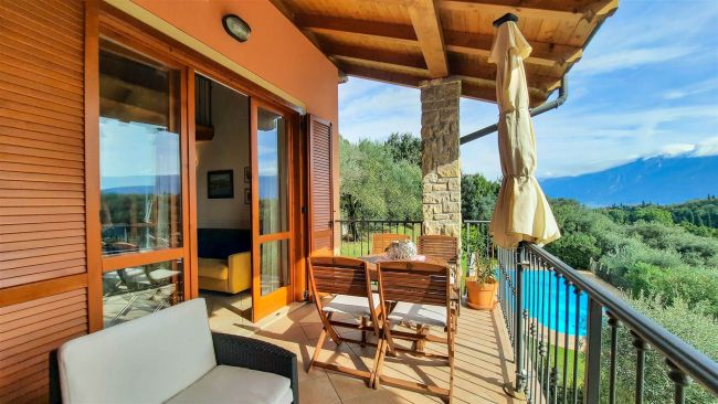 Bilocale in residence con piscina