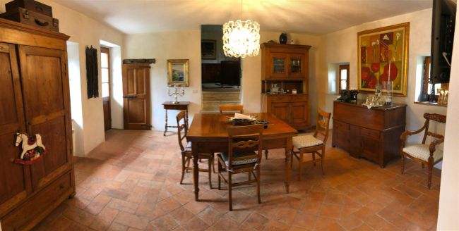 Villa ristrutturata con ampio giardino