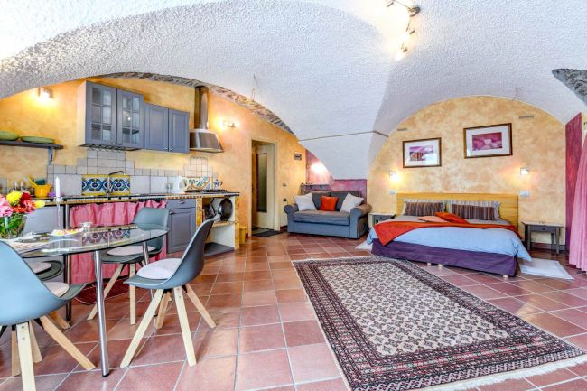 Monolocale in immobile caratteristico