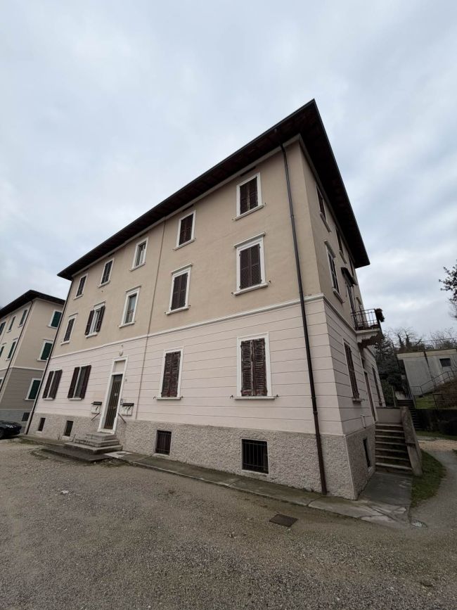 Appartamento in vendita a Roè Volciano – Ultimo piano