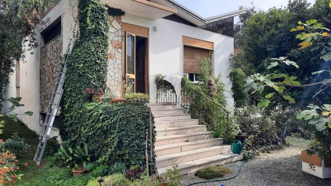 Nuda proprietà di villa singola